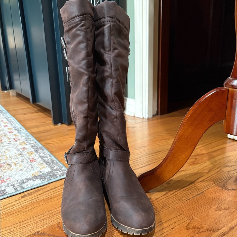 Dark Brown Winter Boots